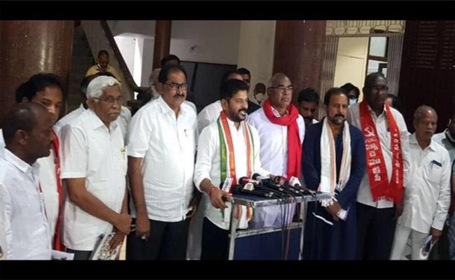 Revanth calls for 'Aakhari Poratam' against TRS